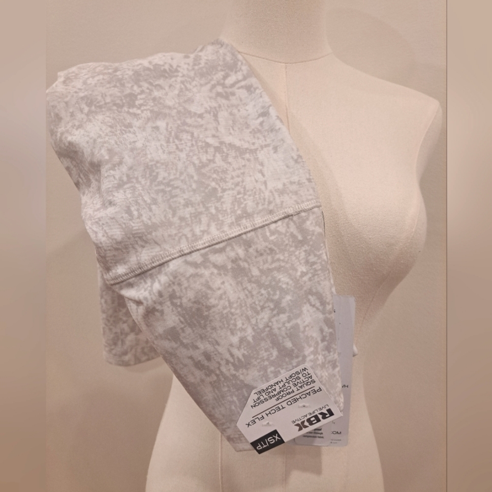 RBX capri length activewear leggings xs